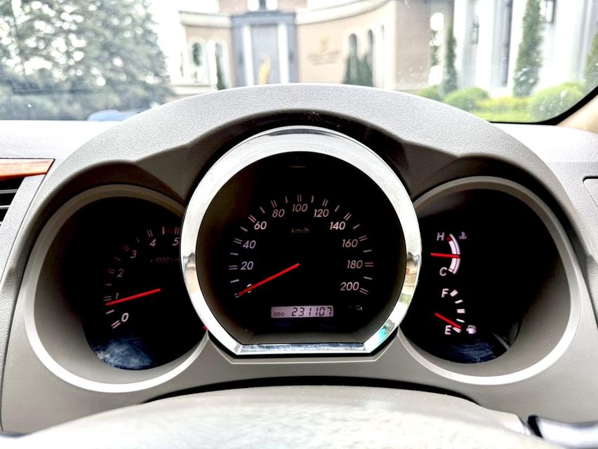 TOYOTA FORTUNER 3.0V ปี 2010 รูปที่ 19