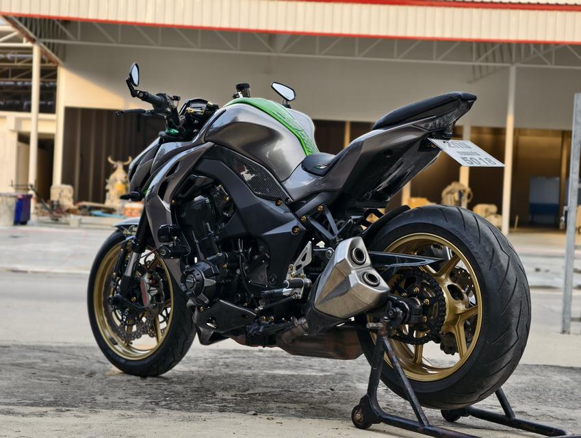 Kawasaki z1000 10
