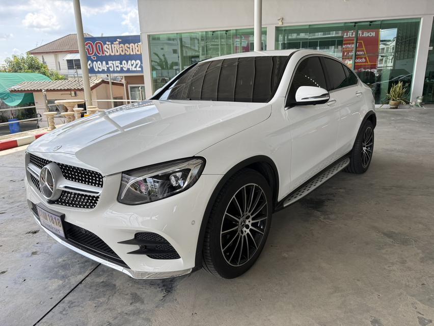 ปี 2019 BENZ GLC-CLASS, 250 COUPE AMG PLUS สีขาว ออโต้ รูปที่ 3