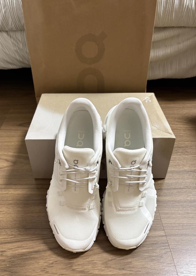 รองเท้า OnCloud 6 สีขาว ของใหม่ รูปที่ 3