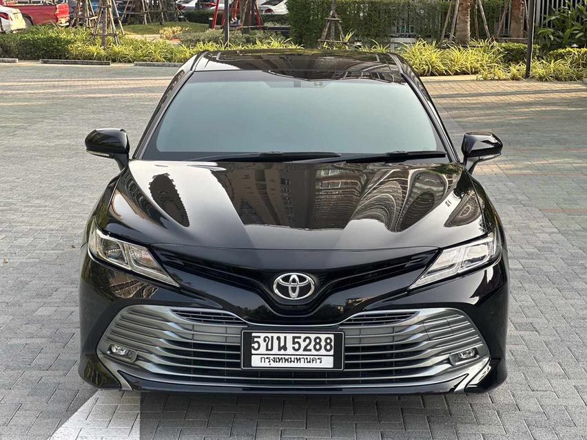 Toyota Camry  4