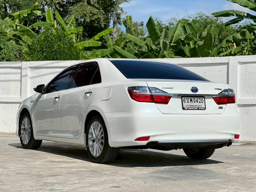 TOYOTA CAMRY 2.5 HV NAVI ปี 2017 โฉม ปี12-18 สีขาว 4