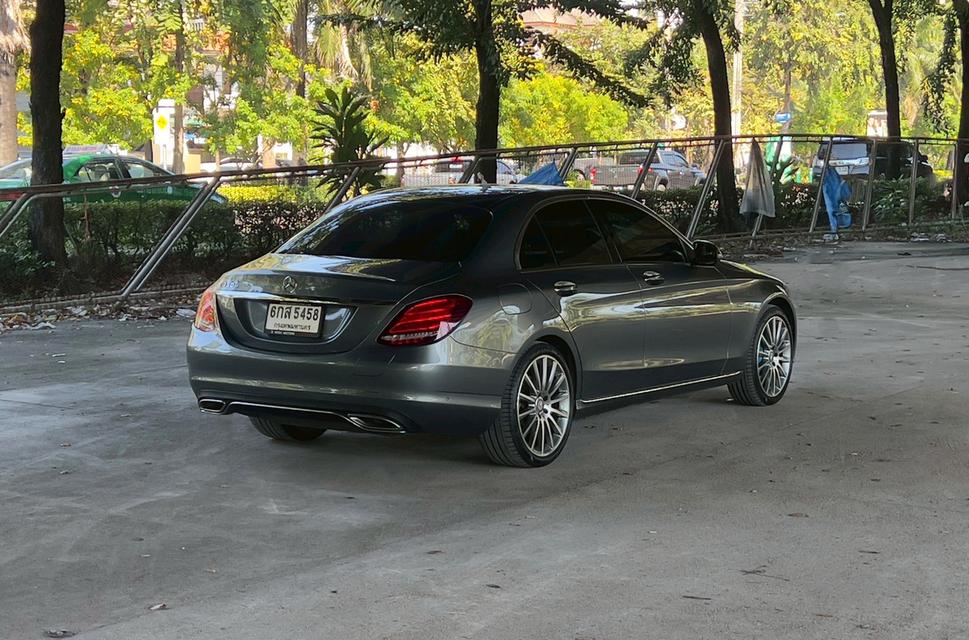 Benz C350e Plug-in Hybrid W205 AMD Dynamic ปี 2018 4