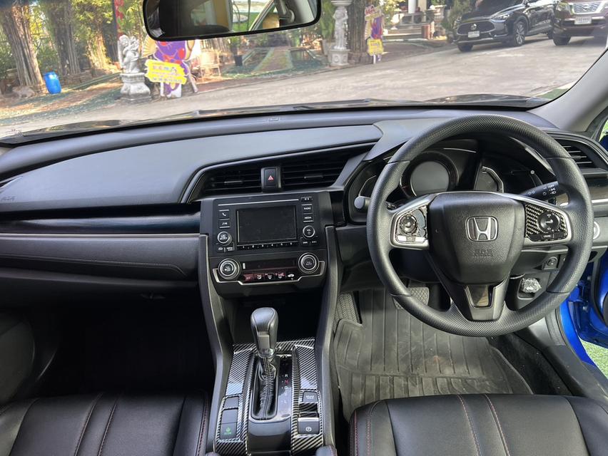  Honda Civic 1.8 FC E i-VTEC  11