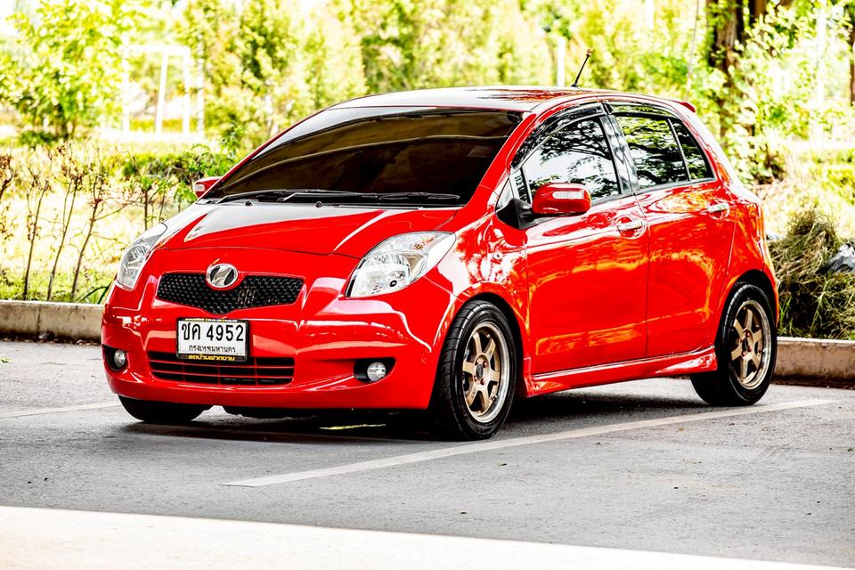 Toyota Yaris 1.5E ปี 2006 เกียร์ Auto สีแดง 