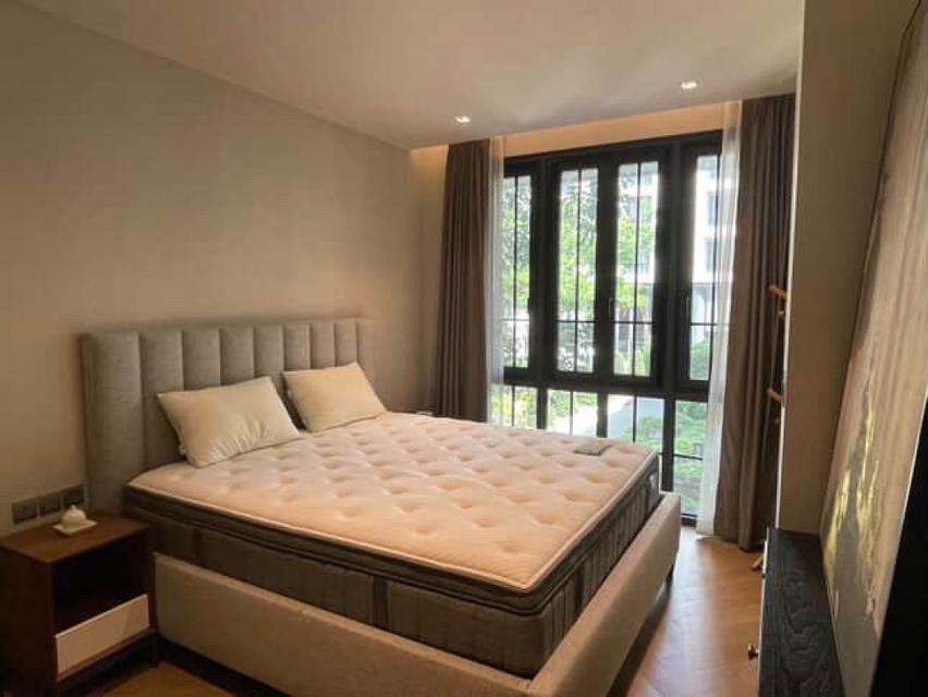 ขายพร้อมผู้เช่า คอนโด The Reserve Sukhumvit 61 (เดอะ รีเซิร์ฟ สุขุมวิท 61) 62.68 ตรม. 2 นอน 2 น้ำ ชั้น 2 วิวสระ 2