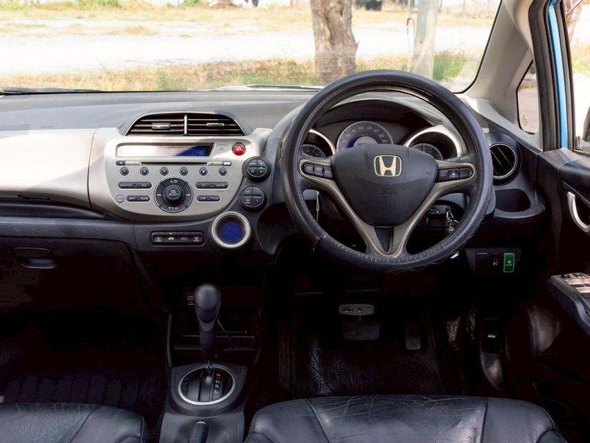 Honda Jazz 1.3Hybrid  ปี 2012 10