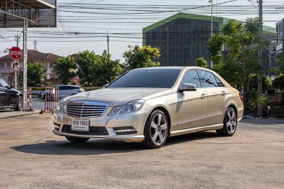 Benz E250 CDI ELEGANCE W212 เกียร์ 7G-Tronic 2013