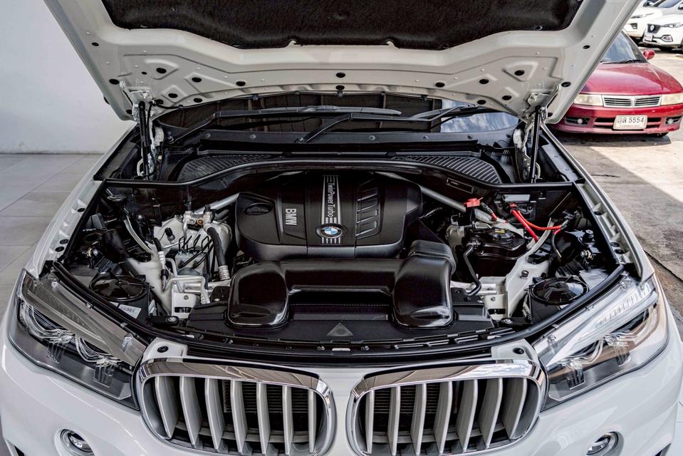 รหัสรถ NP4725 รุ่นรถ : BMW X5 SDRIVE25Dปีรถ : 2015 16