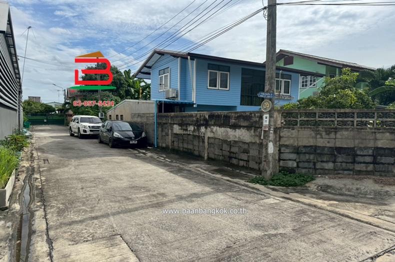 ให้เช่า โกดัง ซอยโกสุมรวมใจ 3 (ซอย 3 แยก 2) เนื้อที่ 84 ตรว. ใกล้สำนักงานเขตดอนเมือง ถนนวิภาวดี-รังสิต แขวงทุ่งสองห้อง เขตบางเขน กรุงเทพฯ 10
