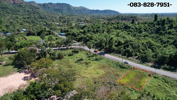 ขายที่ดิน 98 ตารางวา มีโฉนด ต.พรหมณี ติดถนนหลวง วิวเขาชัด ใกล้ รร.จปร. 20