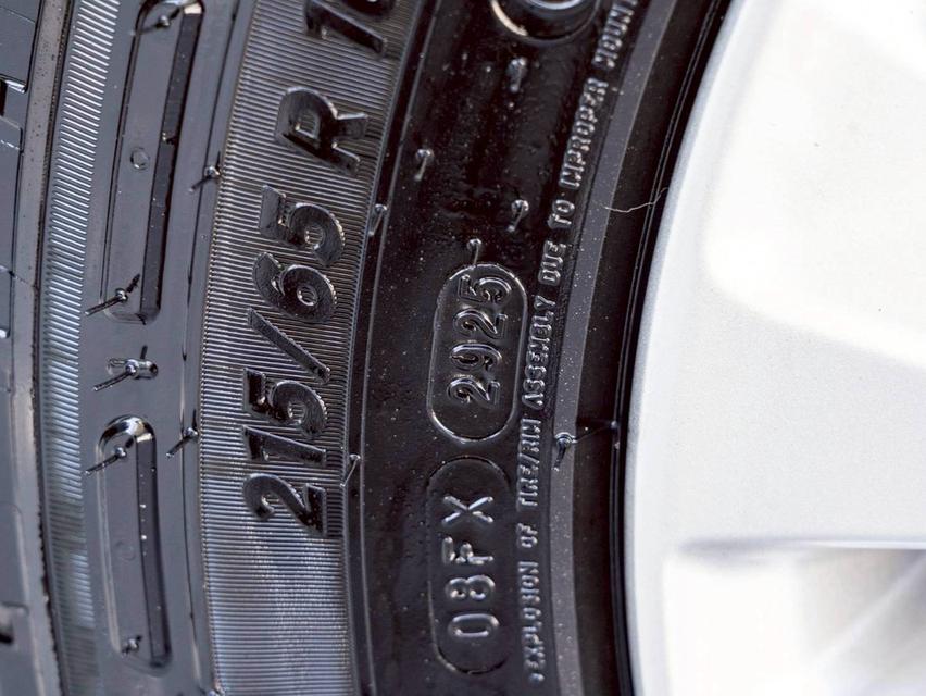 Toyota Revo 2.4 Z Edition ปี 2022 ♨️ ประกันเครื่องเกียร์3ปี/ 30,000 km.♨️ รูปที่ 19