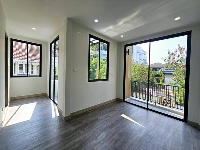 ขายบ้านเดี่ยว 2 ชั้นหลังมุม 42 ตรว. 3 ห้องนอน รีโนเวทใหม่ ถนนสุขุมวิท 60/1 ใกล้ BTS บางจาก 700 เมตร 8