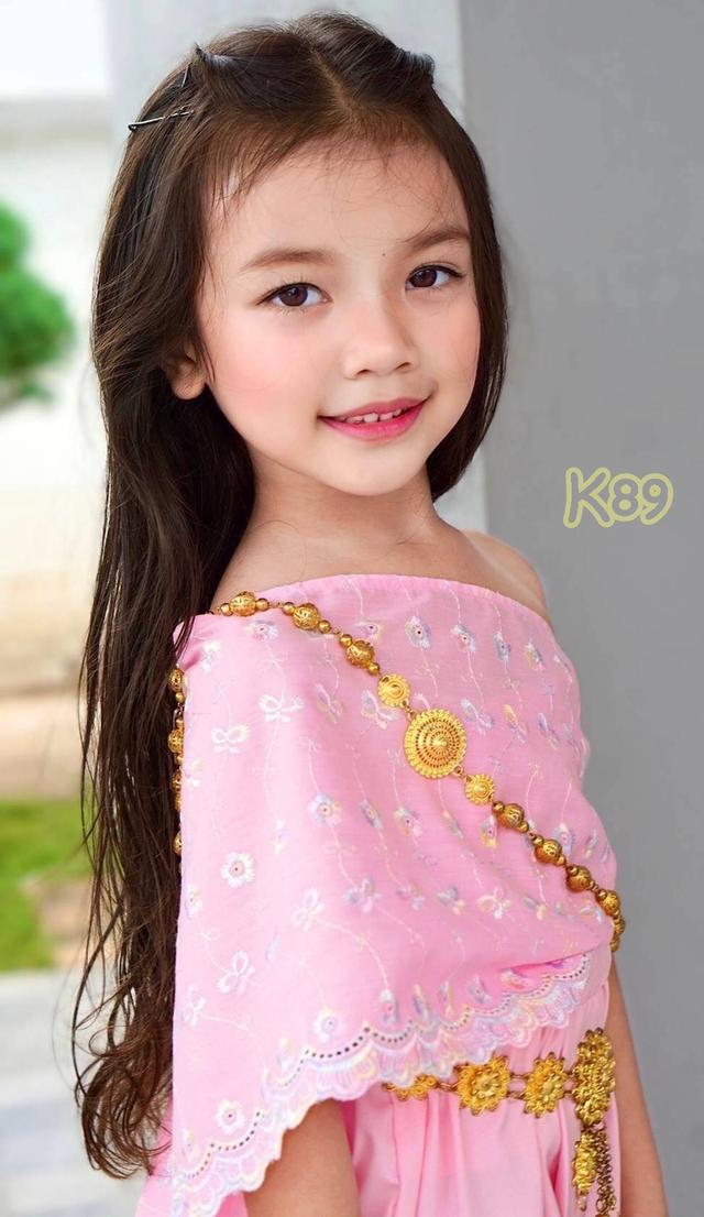 ชุดไทยเด็กหญิง สไบรุ้ง 6