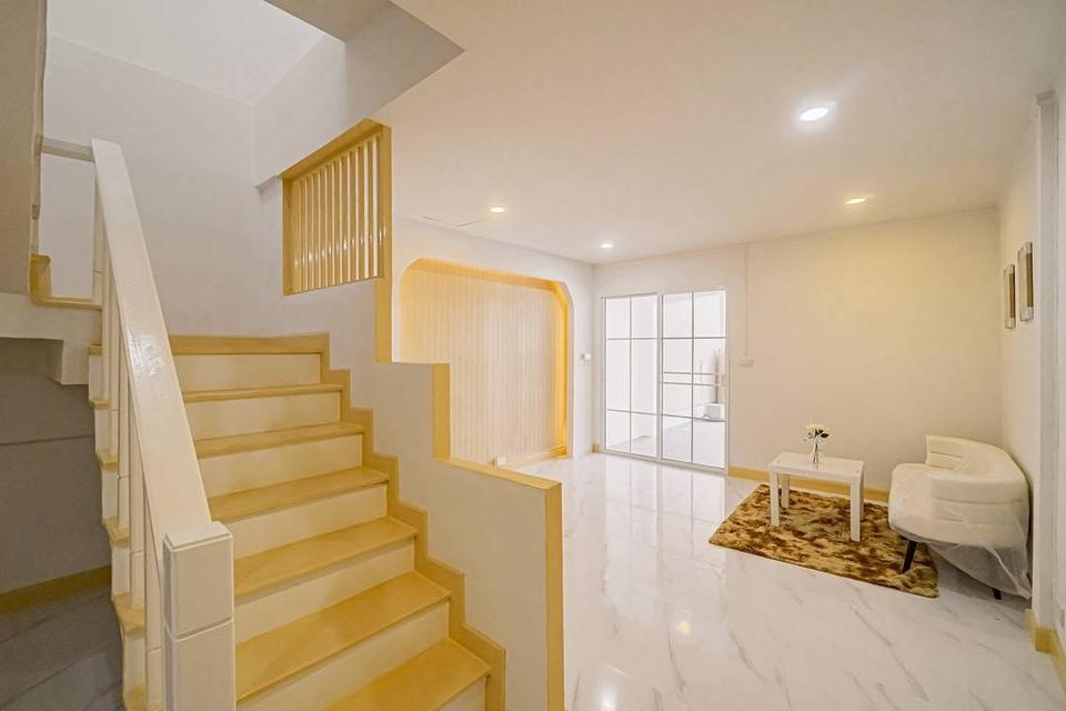 หมู่บ้านลุมพินี บางบัวทอง 5