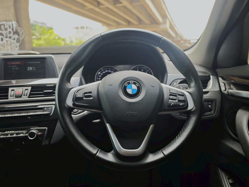 BMW X1 sDrive18i F48 รถปี 2019 / 2020 รูปที่ 10