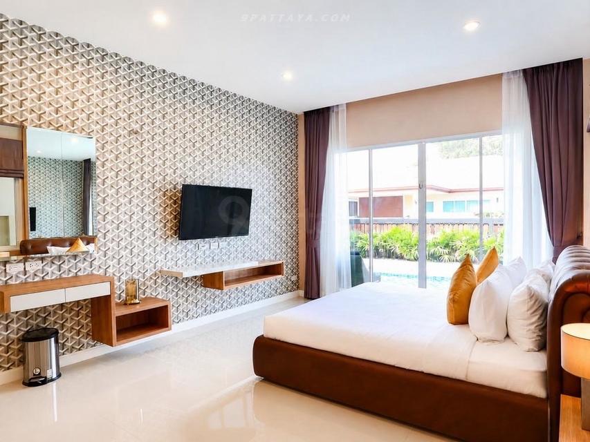 For Rent — Private Pool Villa on Huai Yai Road, Pattaya 3 bedrooms 3 bathrooms 78sqw 350sqm Available from 1 September 2026 4