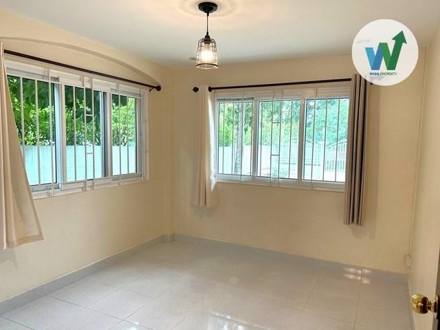 ให้เช่าบ้านเดี่ยว 90 ตร.ว. ใกล้ม.รังสิต สวยมาก 5 ห้องนอน 4 ห้องน้ำ 3 แอร์ 6 ที่จอดรถ ปรับปรุงใหม่เอี่ยม พร้อมเฟอร์นิเจอร์ 6