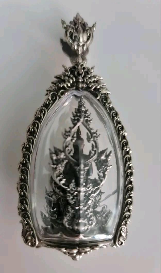 พระพุทธเนื้อเงิน