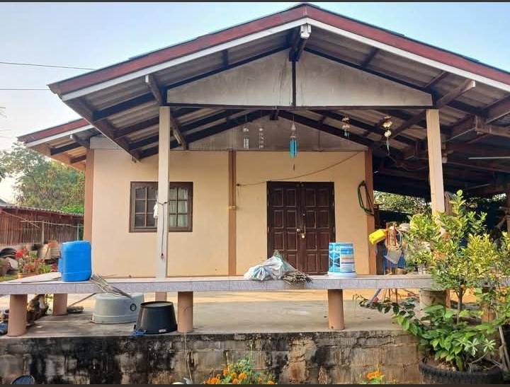 ขายถูกที่สุดบ้านสวนมี3หลังพร้อมที่ดิน295.5ตรว.โฉนดครุฑแดง ราคาถูกที่สุด1.35ล้าน โฉนดครุฑเเดง มีต้นไม้ผล 11