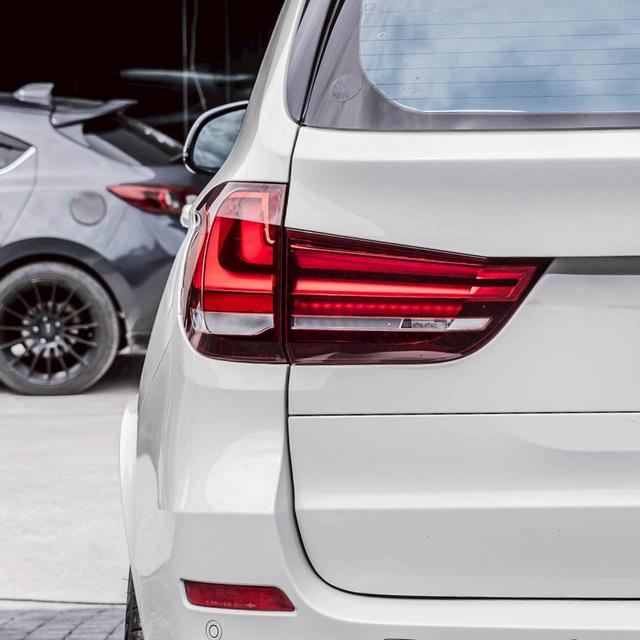 รหัสรถ 67GG138 🔥 BMW X5 (F15) xDrive30d M Sport ปี 2016 🔥 8