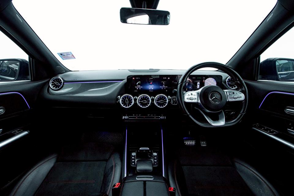 🖤 หล่อเข้ม สไตล์ผู้บริหาร! Mercedes-Benz GLA200 AMG AT 2021 🖤 รูปที่ 17