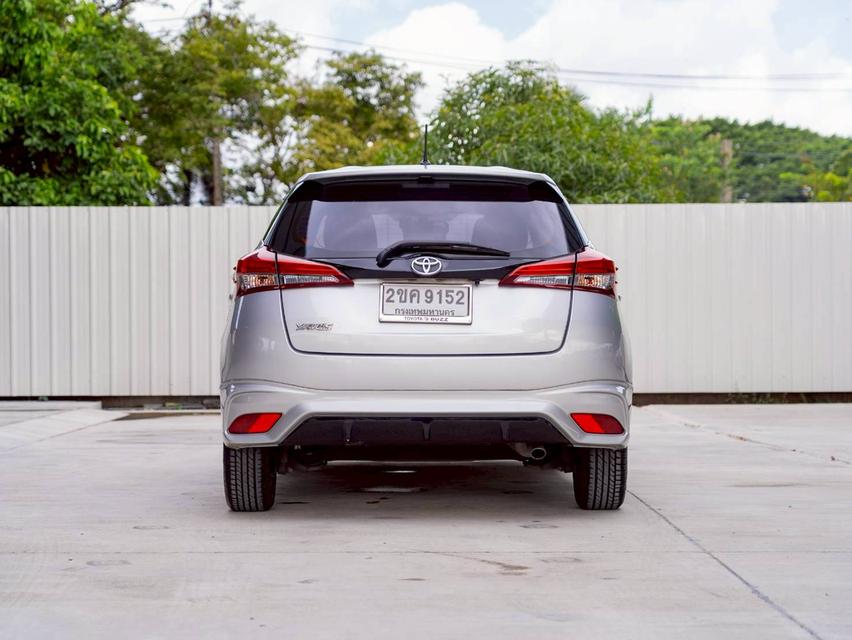 Toyota Yaris 1.2 Sport ปีจด 2021 3