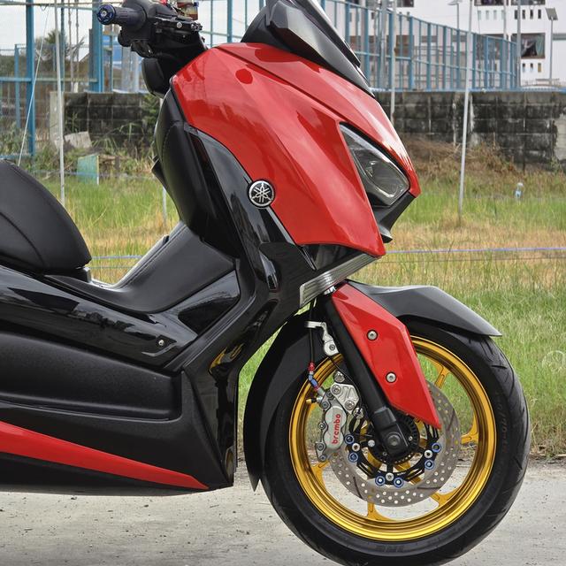 Xmax 3,900฿ 4