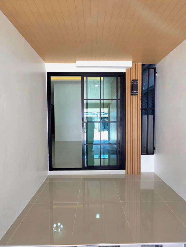 บ้านชั้นเดียวรีโนเวทใหม่ หนองจอก สวยหรูพร้อมอยู่ แถมเฟอร์นิเจอร์ ฟรีค่าโอน! 4