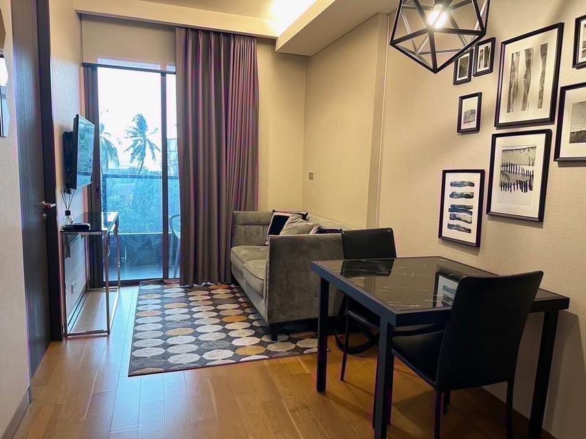 M Thonglor 10