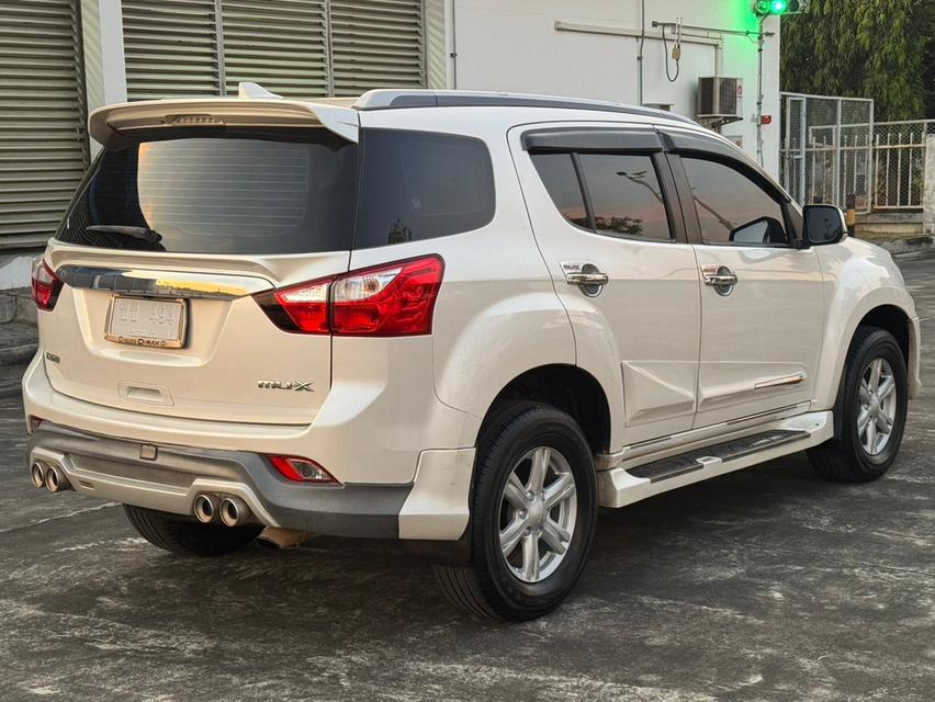 ISUZU MU-X 3.0 (DVD Navi) ปี 2014 เกียร์​ออ​โต้​ สีขาว 6