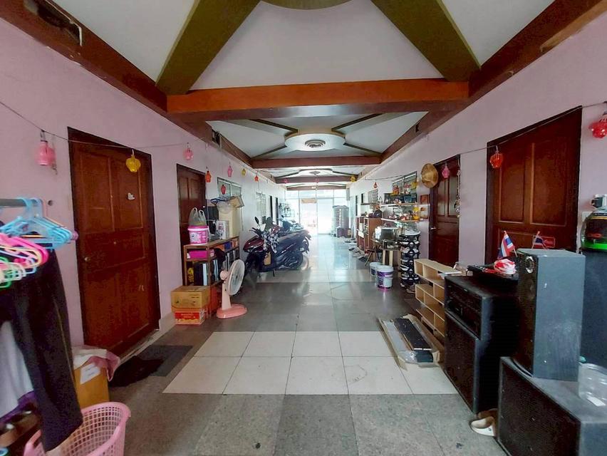 ขายอพาร์ทเม้นท์ 3 ชั้น ซอยราษฎร์อุทิศ30 มีนบุรี กรุงเทพมหานคร 6