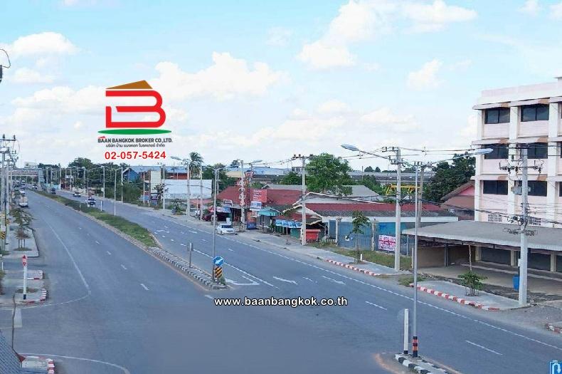 ที่ดินพร้อมโกดัง ติดถนน ปท.3004 ลำลูกกาคลอง7-ธัญบุรี เนื้อที่ 7-2-0 ไร่ ใกล้โรงเรียนสหราษฎร์บํารุง ตำบลบึงคำพร้อย อำเภอลำลูกกา ปทุมธานี