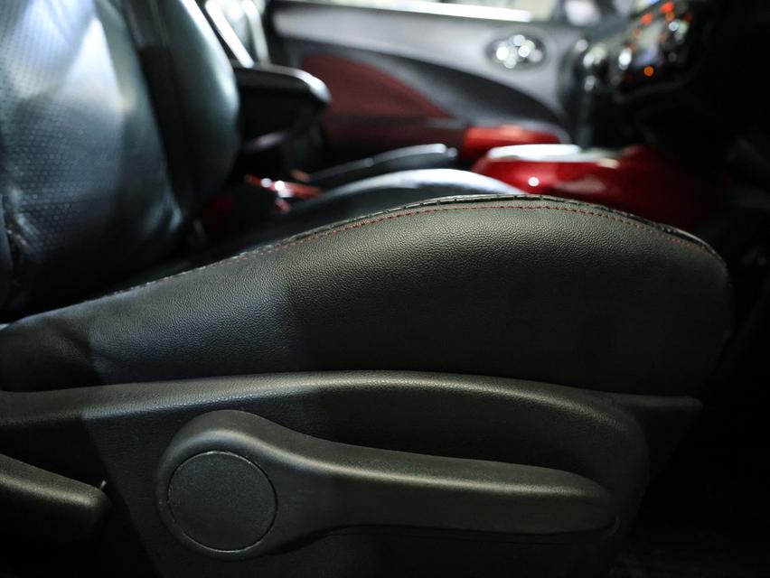 2014 Nissan JUKE 1.6 (ปี 10-16) V SUV AT B5290 รูปที่ 14