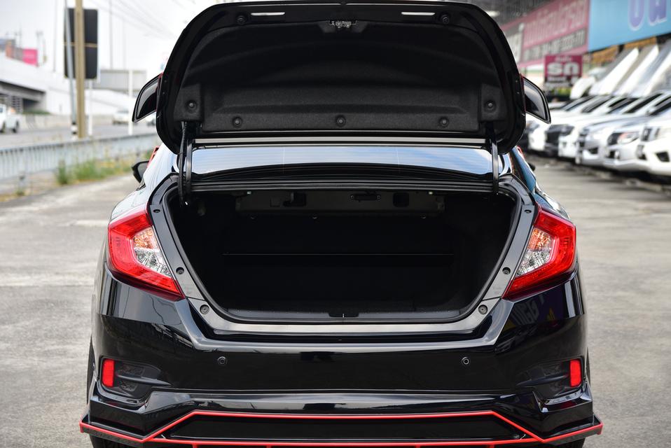 2021 CIVIC 1.8 E มือเดียวป้ายแดง ไมล์น้อยของแท้ รูปที่ 16