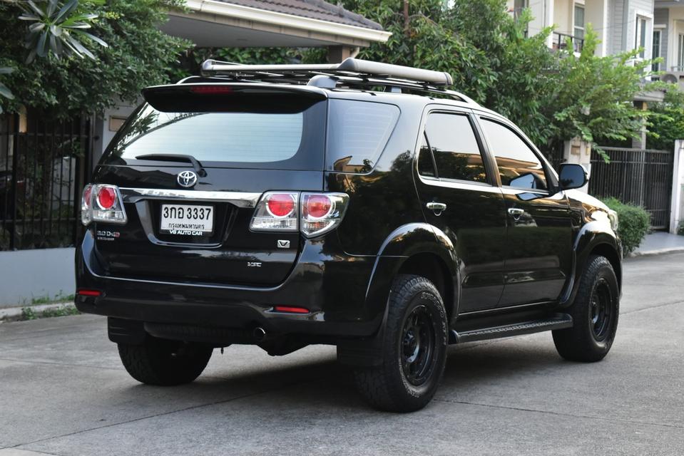 TOYOTA FORTUNER 3.0 V auto รถสวยมาก  19