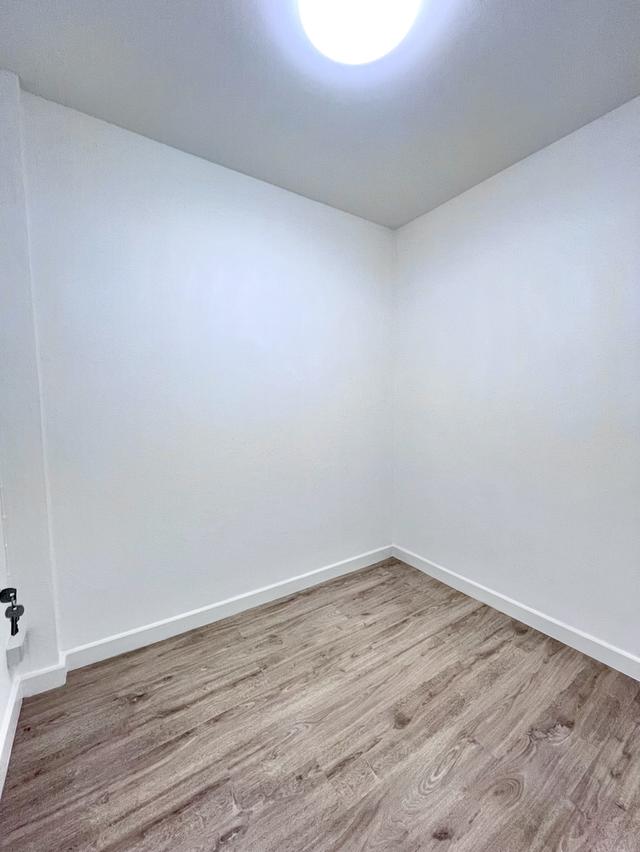 ทาวน์เฮ้าส์มือสอง ใกล้ตลาดเอซี รีโนเวทใหม่ทั้งหลัง 2