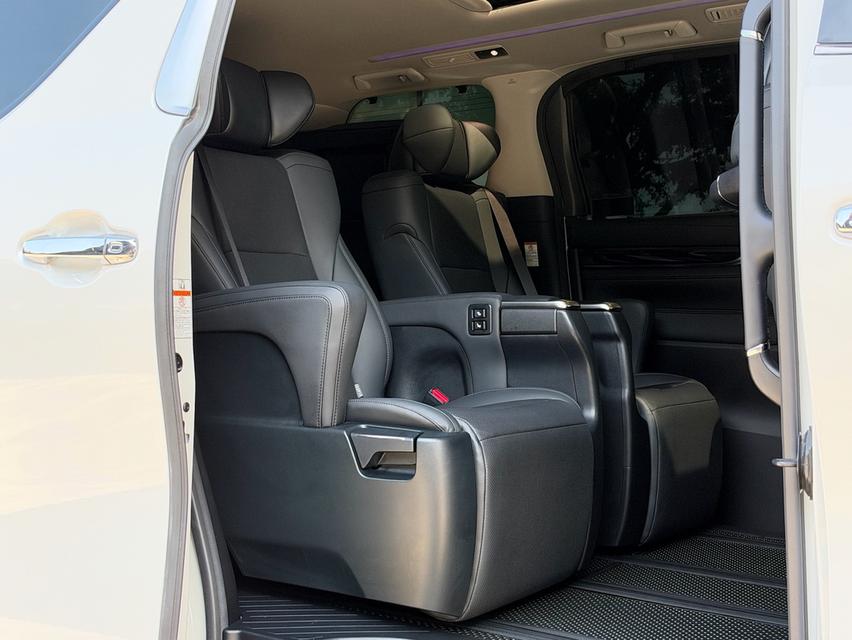 2022 TOYOTA ALPHARD 2.5 SC PACKAGE รถสวยสภาพสมบูรณ์พร้อมใช้งาน รถวิ่งน้อยเพียง 43,000 กม ยางใหม่พึ่งเปลี่ยนครับ รถ รูปที่ 13