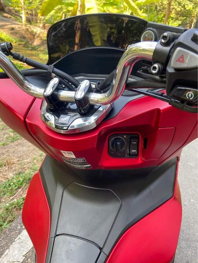 Honda pcx 160ccสีแดงสด