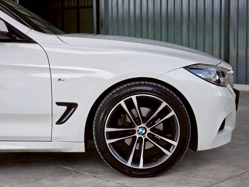 ขาย BMW 320d GT Msport ปี19 17