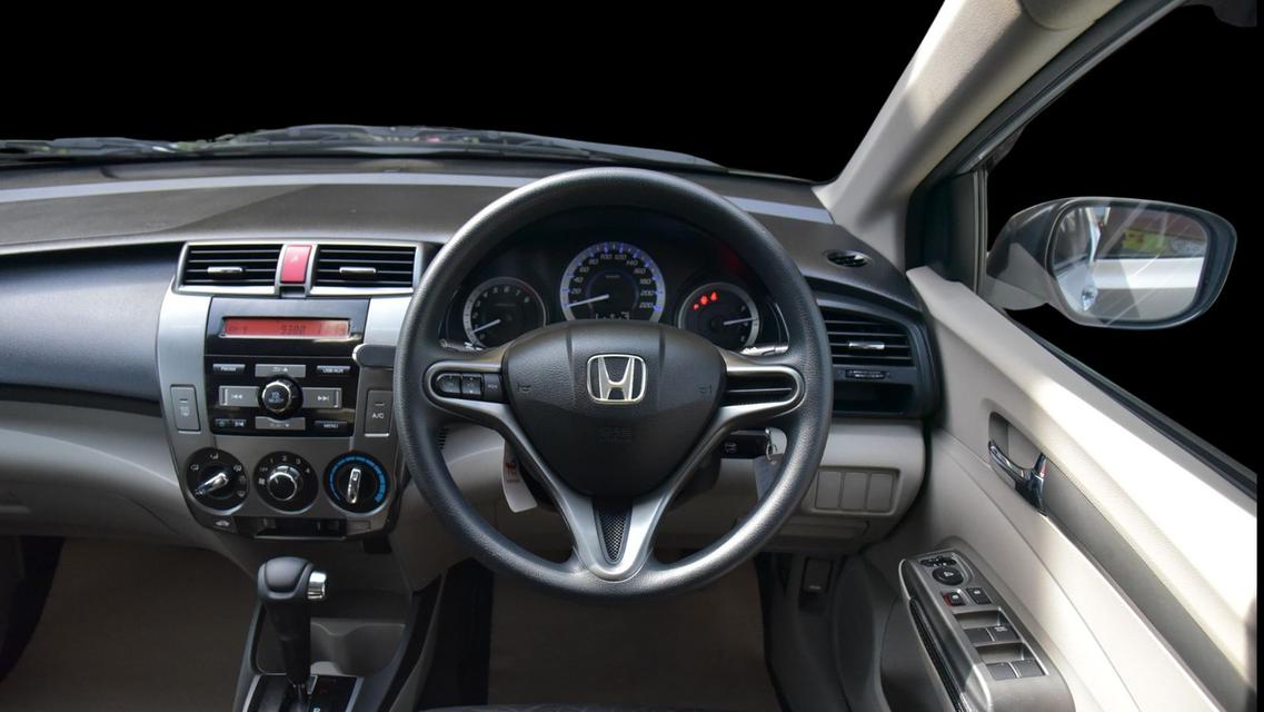 ขายรถมือสอง 2012 Honda City 1.5 V เกียร์ออโต้  9