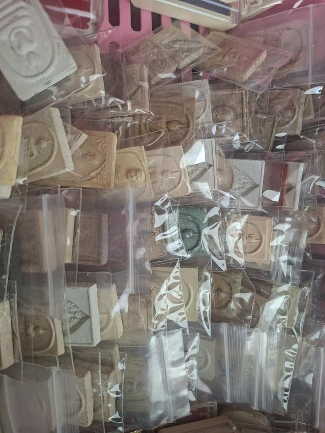 พระเครื่องรวมๆๆใหม่เก่า รูปที่ 4