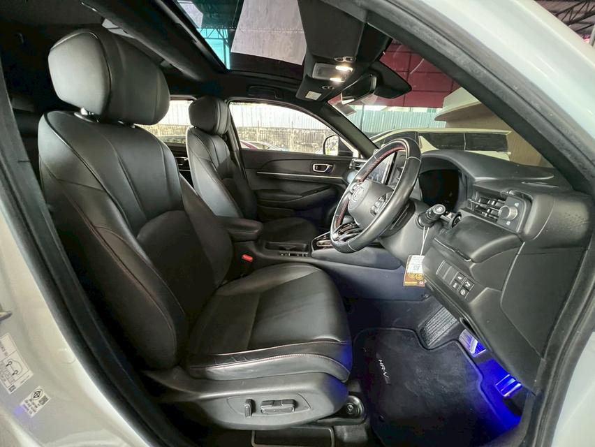 ปี 2022 HONDA HRV, 1.5 RS eHEV โฉม ปี21-ปัจจุบัน  สีขาวมุกเซรามิค Premium Sunlight Ceramic 17