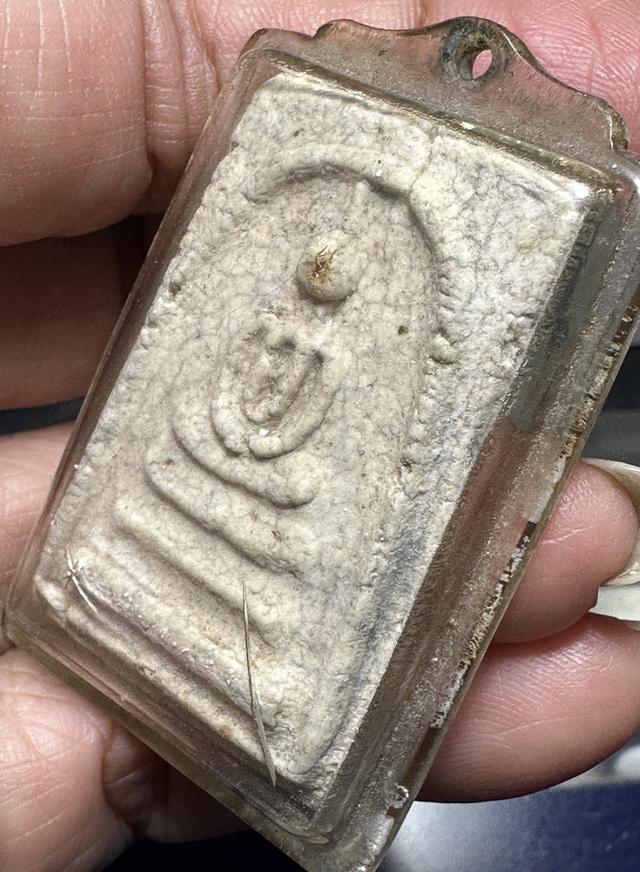 พระสมเด็จล.ป.นาค วัดระฆัง พิมพ์สามชั้นอกร่อง ปี2495 9