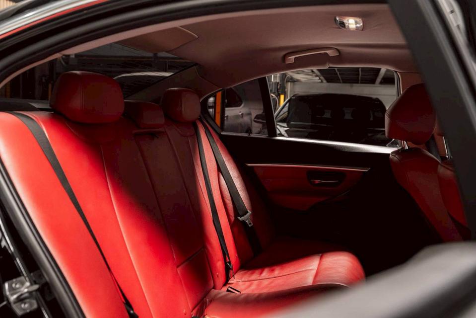 รหัสรถ 67GG2231 BMW 320d F30 LCI ปี 2018 แต่ง M3 17