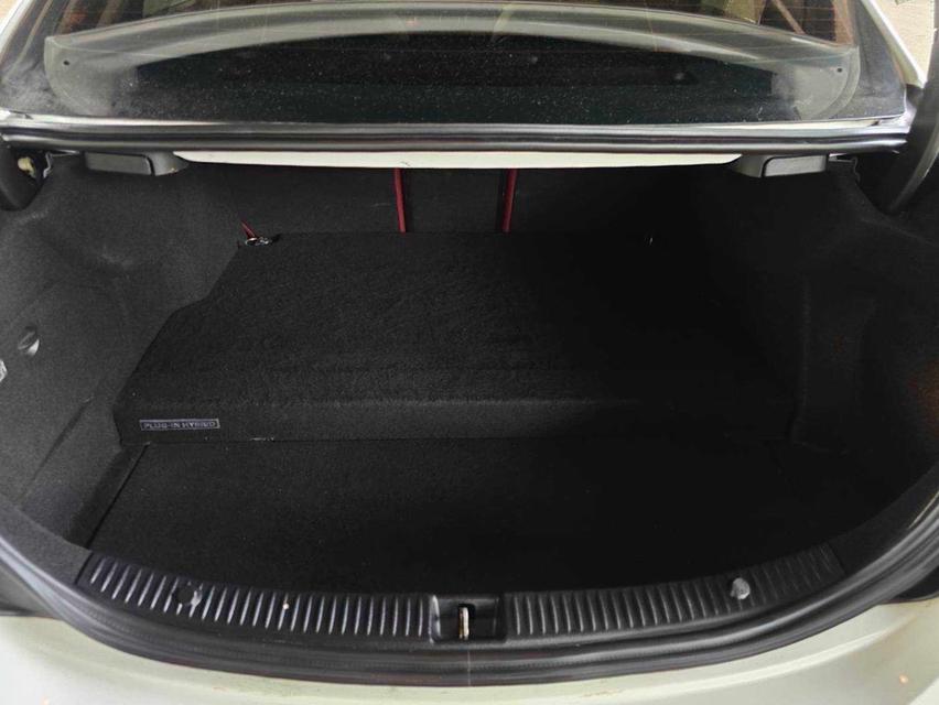 (แจ้งรหัสรถ WMT3347) Benz C350e AMG Dynamic ปี 2016 รูปที่ 20