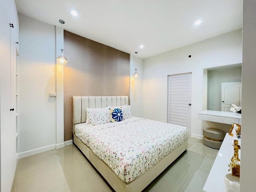 ขายบ้านแฝด พัทยา ถนนพัฒนาการ 2.89 ล้าน 8