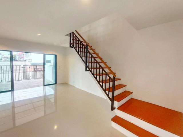 บ้านใหม่มือ 1 สไตล์โมเดิร์น พร้อมอยู่ ธัญบุรี คลอง 8 4