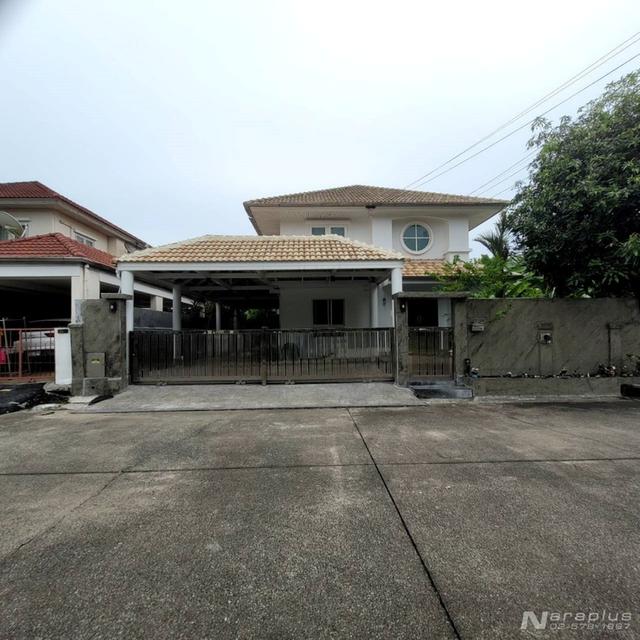 68101020 : ขายบ้านเดี่ยว 2 ชั้น หลังมุม บนที่ดินขนาด  57.7 ตร.ว. หมู่บ้าน ชวนชื่น พาร์ค อ่อนนุช-วงแหวน ประเวศ กรุงเทพ ตกแต่งใหม่ทั้งหลัง พร้อมอยู่ 1