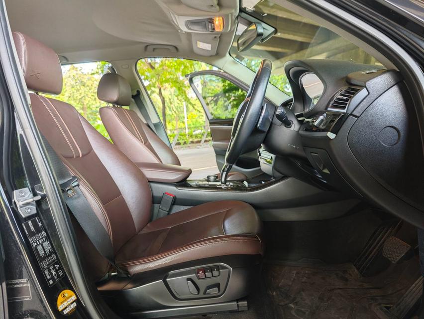 🚗 2016 BMW X3 xDrive20d Highline LCI AT รูปที่ 16